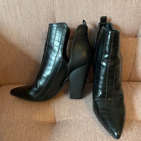 Old town cutout heeled bootie just fab collab - Picture 2 of 4